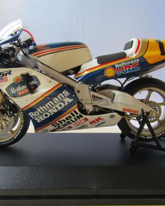 Modellino Tamiya 1/12 Honda 500 Eddie Lawson