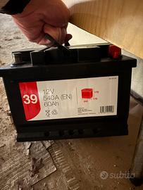 Batteria per auto 60 ah