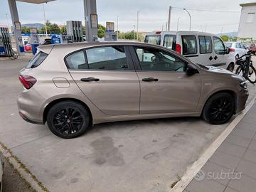 Fiat Tipo 1300mjet street