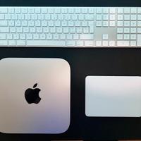 MacMini M2 256/8 gb +magic keyboard +magic trakpad