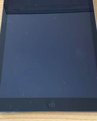 IPad Air 16GB Wi-Fi Nero/Grigio Siderale
