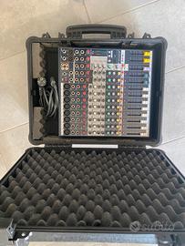 mixer soundcraft EFX8