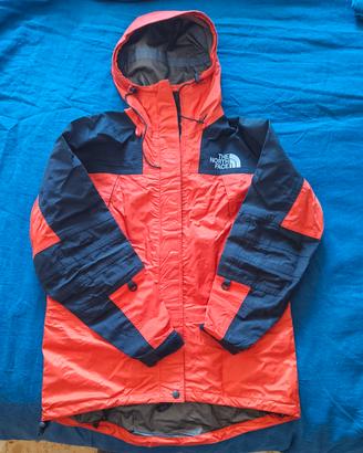 Giacca tecnica North Face in goretex da donna