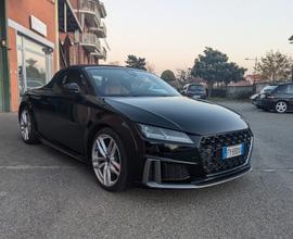 AUDI TT Roadster