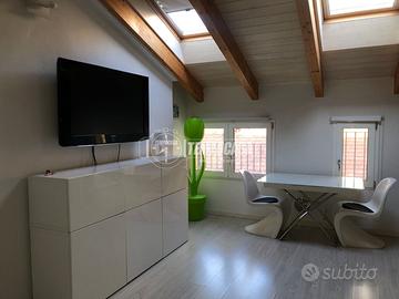 Monolocale ristrutturato nel cuore di Isola