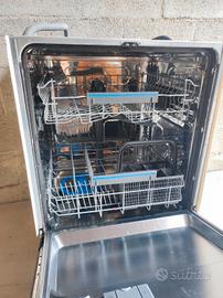 lavastoviglie Electrolux 