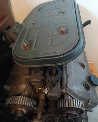 MOTORE ALFA 6 2500 CARBURATORI