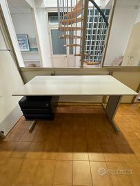 Scrivania Olivetti vintage professionale