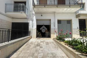 BOX A CEGLIE MESSAPICA