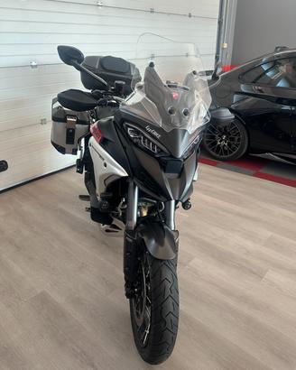 Ducati Multistrada V4 RALLY