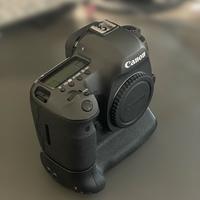 canon eos 5ds + Battery grip  bg-e11