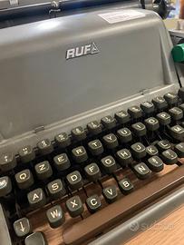 Macchina da scrivere vintage Ruf