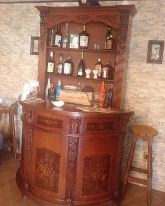 elegante bancone bar in legno
