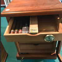 HUMIDORinLegnoESCLUSIVAsalaFUMOportaSIGARIaVETRINA
