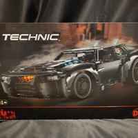 Lego Technic Batmobile di Batman 42127 nuovo