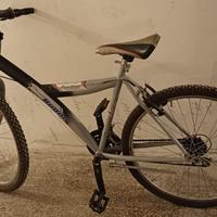 BICICLETTA DA 26 POLLICI