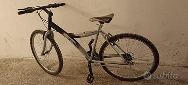 BICICLETTA DA 26 POLLICI