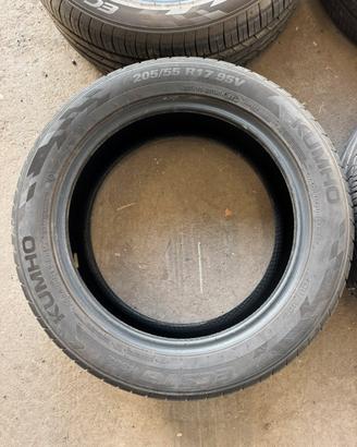 Pneumatici estivi Kumho 205/55r17