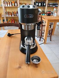Macchina del caffè delonghi dedica con scatola e i