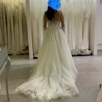Abito da sposa elegante e romantico