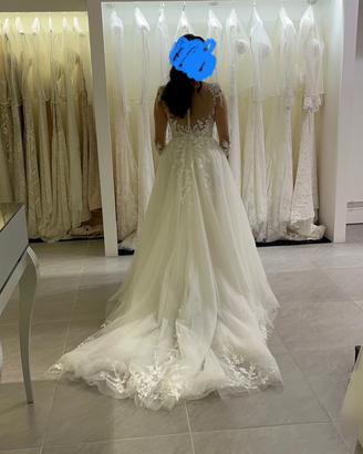 Abito da sposa elegante e romantico