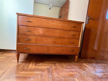 armadio, cassettiera con specchio più comodini