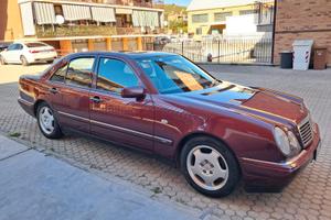 Mercedes E200 Avantgarde