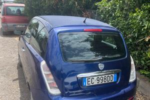 Lancia Y