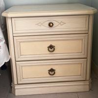 Comodini in legno colore bianco avorio