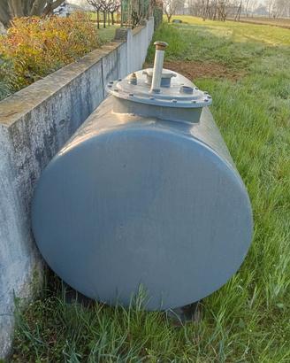 cisterna per gasolio