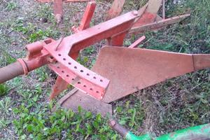 Aratro 28CM per trattore 35-45cv