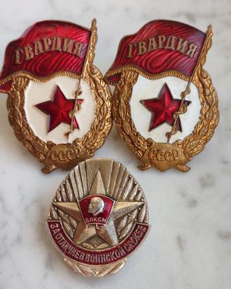 Lotto 3 Distintivi Militari Guardia URSS