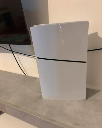 PS5 con