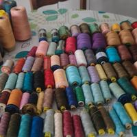 Rocchette di filo per cucire