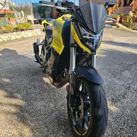 Honda cb hornet 750 