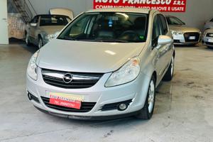 Opel Corsa 1.2 5 porte Cosmo