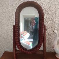 Specchiera da tavolo anni' 70 vintage in vimini 