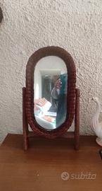 Specchiera da tavolo anni' 70 vintage in vimini 