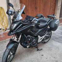 Honda Nc 750 x DCT Carbonio ACCESSORIATA