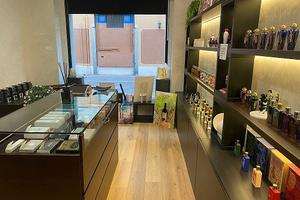 Cogefim 16088 - PROFUMERIA a Saronno (VA)