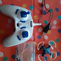 drone giocattolo 