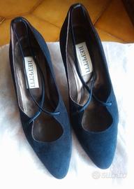 Scarpe in camoscio blu