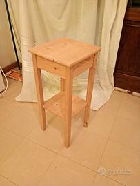 comodino per camera