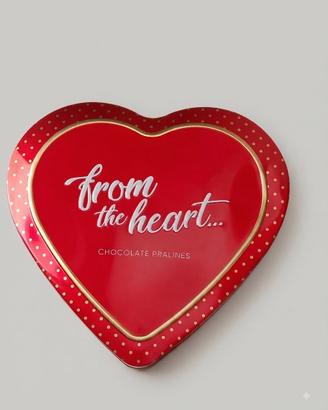 Scatola box in latta a forma di cuore