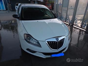 lancia delta 1.6 mjet