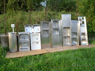 Lavelli e Lavandini Inox e Ceramica