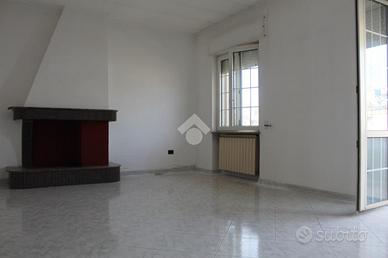 4 LOCALI A CAROVIGNO