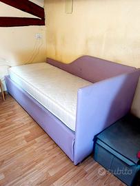 Letto divanetto in ecopelle con estraibile