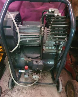 compressore professionale bicilindrico 3 HP 230V