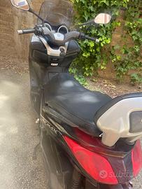 Yamaha X-Max 250 - 2011